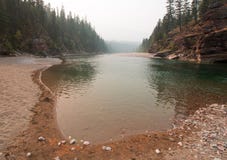 Flathead και επισημαμένος αντέξτε τους ποταμούς που συναντούν το σημείο στην περιοχή αγριοτήτων του Marshall βαριδιών κατά τη διά στοκ φωτογραφίες με δικαίωμα ελεύθερης χρήσης Flathead και επισημαμένος αντέξτε τους ποταμούς που συναντούν το σημείο στην περιοχή αγριοτήτων του Marshall βαριδιών κατά τη διά στοκ φωτογραφίες με δικαίωμα ελεύθερης χρήσης