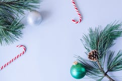 Fletley Нового Года на серой предпосылке стоковые изображения Fletley Нового Года на серой предпосылке стоковые изображения