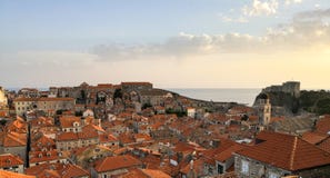flyg- panoramautsikt av den dubrovnik staden arkivfoto flyg- panoramautsikt av den dubrovnik staden arkivfoto