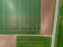 Flyg- sikt av jordbruks- fält arkivfoto Flyg- sikt av jordbruks- fält arkivfoto