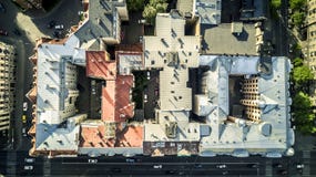 Flyg- sikt från surret på stadslandskap av Riga arkivbilder Flyg- sikt från surret på stadslandskap av Riga arkivbilder