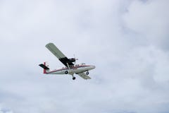 Flygplan för Windward Islands Airways WinAir tvilling- utter DHC-6-300 royaltyfria foton Flygplan för Windward Islands Airways WinAir tvilling- utter DHC-6-300 royaltyfria foton