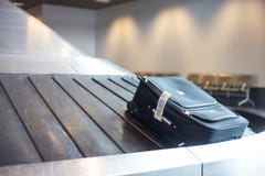 Flygplatsbagagereklamation royaltyfri foto Flygplatsbagagereklamation royaltyfri foto