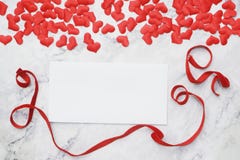 fond de Plat-configuration pour la Saint-Valentin, amour, coeurs, l'espace de copie de boîte-cadeau image libre de droits fond de Plat-configuration pour la Saint-Valentin, amour, coeurs, l'espace de copie de boîte-cadeau image libre de droits