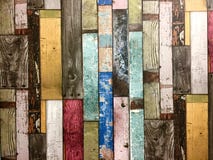 Fondo variopinto rustico dei bordi di legno Immagini Stock Libere da Diritti Fondo variopinto rustico dei bordi di legno Immagini Stock Libere da Diritti
