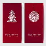 Fondos del Año Nuevo con la chuchería del árbol de navidad y de la ejecución de los puntos blancos del diverso tamaño Modelo del ilustración del vector Fondos del Año Nuevo con la chuchería del árbol de navidad y de la ejecución de los puntos blancos del diverso tamaño Modelo del ilustración del vector