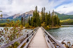 Foot Bridge To Pyramid Island Royalty Free Stock Photography Foot Bridge To Pyramid Island Royalty Free Stock Photography