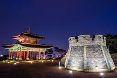 Fortezza di Hwaseong a Suwon fotografia stock libera da diritti Fortezza di Hwaseong a Suwon fotografia stock libera da diritti