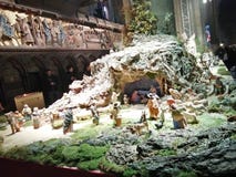 Foto's binnen de kerk van Notre Dame Paris - Kerstmiswarmte royalty-vrije stock foto's Foto's binnen de kerk van Notre Dame Paris - Kerstmiswarmte royalty-vrije stock foto's