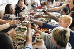 Foule bien choisie de brunch dinant des options de nourriture mangeant le concept photo stock Foule bien choisie de brunch dinant des options de nourriture mangeant le concept photo stock