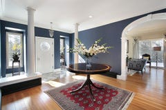 Foyer with white columns royalty free stock image Foyer with white columns royalty free stock image