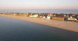 Fra il mare e l'estuario Fra il mare e l'estuario
