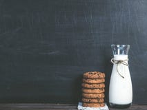 Fragrant cookies and fresh milk royalty free stock images Fragrant cookies and fresh milk royalty free stock images
