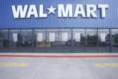 Frente del almacén de Supercenter del centro comercial de Wal Frente del almacén de Supercenter del centro comercial de Wal