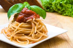 Fresh Spaghetti With Tomato Sauce Royalty Free Stock Photos