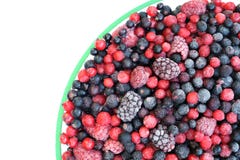 Fruta misturada congelada na bacia - bagas Imagens de Stock