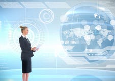 Futuristische ruimteinterface, met een aarde en een onderneemster royalty-vrije stock afbeeldingen Futuristische ruimteinterface, met een aarde en een onderneemster royalty-vrije stock afbeeldingen