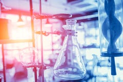 Futuro di bio- scienza chimica e concetto di ricerca fotografia stock libera da diritti Futuro di bio- scienza chimica e concetto di ricerca fotografia stock libera da diritti