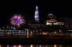 Fyrverkerier Hartford connecticut för nytt år royaltyfri bild Fyrverkerier Hartford connecticut för nytt år royaltyfri bild