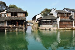 För Jiangnan för traditionell kines bostads- hus stil royaltyfri bild För Jiangnan för traditionell kines bostads- hus stil royaltyfri bild