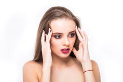 för århundradestående för 20 skönhet kvinna för granskning s retrospektiv xx Yrkesmässig makeup för brunetten med blåa ögon - röd arkivbild för århundradestående för 20 skönhet kvinna för granskning s retrospektiv xx Yrkesmässig makeup för brunetten med blåa ögon - röd arkivbild