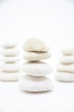Företags zenstenar och meditationkiselstenar står högt kopplar av för zen för menings- och kropptornstenar arkivfoto Företags zenstenar och meditationkiselstenar står högt kopplar av för zen för menings- och kropptornstenar arkivfoto