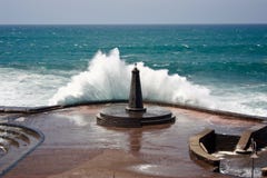 Fúria do oceano do farol fotos de stock Fúria do oceano do farol fotos de stock