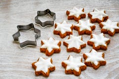 Galletas de la estrella de la Navidad fotografía de archivo Galletas de la estrella de la Navidad fotografía de archivo