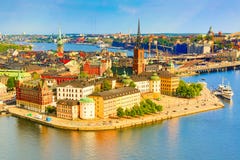 Gamla Stan, la vieille partie de Stockholm dans un jour d'été ensoleillé, Swe images libres de droits Gamla Stan, la vieille partie de Stockholm dans un jour d'été ensoleillé, Swe images libres de droits