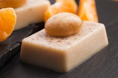 Gastronomie moléculaire - dessert image libre de droits Gastronomie moléculaire - dessert image libre de droits