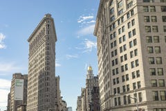 Gatasiktsstrykjärn som bygger New York City royaltyfria foton Gatasiktsstrykjärn som bygger New York City royaltyfria foton
