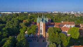 GdaÅ „sk Oliwa Archcathedral, 08 2017, Polen, lucht stock afbeeldingen GdaÅ „sk Oliwa Archcathedral, 08 2017, Polen, lucht stock afbeeldingen