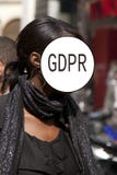 GDPR - портрет элегантной девушки, сторона улицы спрятан регулировкой защиты данных надписи общей Безопасность кибер стоковое изображение GDPR - портрет элегантной девушки, сторона улицы спрятан регулировкой защиты данных надписи общей Безопасность кибер стоковое изображение