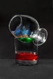 Gebranntes lokalisiertes Schwarzes des Cocktails Wermut lizenzfreie stockfotos Gebranntes lokalisiertes Schwarzes des Cocktails Wermut lizenzfreie stockfotos