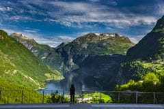 Geirangerfjord dans la vue de la Norv?ge photo stock Geirangerfjord dans la vue de la Norv?ge photo stock