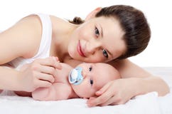 Gelukkige moeder met baby royalty-vrije stock fotografie Gelukkige moeder met baby royalty-vrije stock fotografie