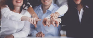 Gens d'affaires de groupe d'équipe de doigt de point à vous Photos stock Gens d'affaires de groupe d'équipe de doigt de point à vous Photos stock