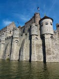 GENT, BELGIA 03 25 2017 ?redniowieczny grodowy obliczenia Gravensteen lub kasztel obraz royalty free GENT, BELGIA 03 25 2017 ?redniowieczny grodowy obliczenia Gravensteen lub kasztel obraz royalty free
