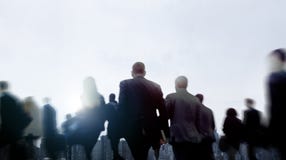 Gente di affari di Walkingn del pendolare di concetto pedonale di paesaggio urbano fotografia stock Gente di affari di Walkingn del pendolare di concetto pedonale di paesaggio urbano fotografia stock