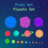 Geplaatste de planeten van de pixelkunst vector illustratie Geplaatste de planeten van de pixelkunst vector illustratie