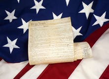 Gerolde Grondwet op Amerikaanse Vlag stock foto's Gerolde Grondwet op Amerikaanse Vlag stock foto's
