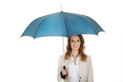 Geschäftsfrau, die einen Regenschirm hält stockfoto Geschäftsfrau, die einen Regenschirm hält stockfoto