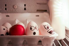 Gesichtseier Sind Im Kuhlschrank Lustig Foto Stockfoto Bild Von Kuhlschrank Foto