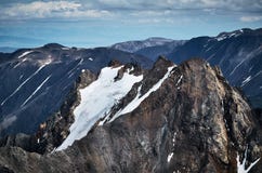 Gipfel von Altai-Berg-Kizil-tash stockfoto Gipfel von Altai-Berg-Kizil-tash stockfoto