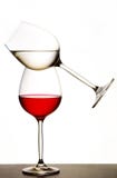 Glaces de vin équilibrées Images stock Glaces de vin équilibrées Images stock