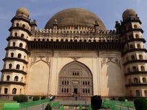 Gol Gumbaz, Bijapur, il Karnataka fotografia stock Gol Gumbaz, Bijapur, il Karnataka fotografia stock