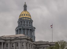 Golden Dome av den Colorado tillståndsKapitolium royaltyfria foton Golden Dome av den Colorado tillståndsKapitolium royaltyfria foton