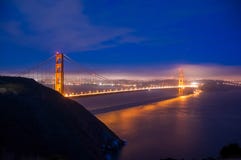 Golden gate bridge bij nacht, San Francisco, Californië stock foto's Golden gate bridge bij nacht, San Francisco, Californië stock foto's