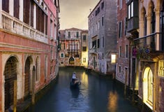 gondolritt traditionella venice arkivbild gondolritt traditionella venice arkivbild