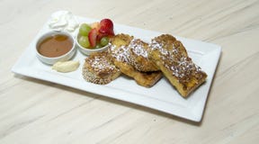 Gourmet french toast breakfast with fruit Royalty Free Stock Photo Gourmet french toast breakfast with fruit Royalty Free Stock Photo